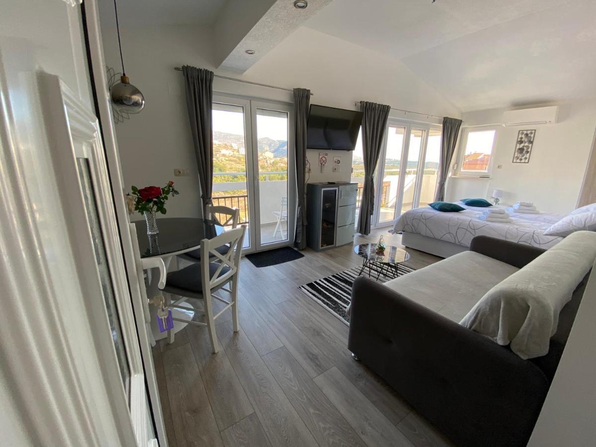 Ana Marija Apartment Солин Екстериор снимка