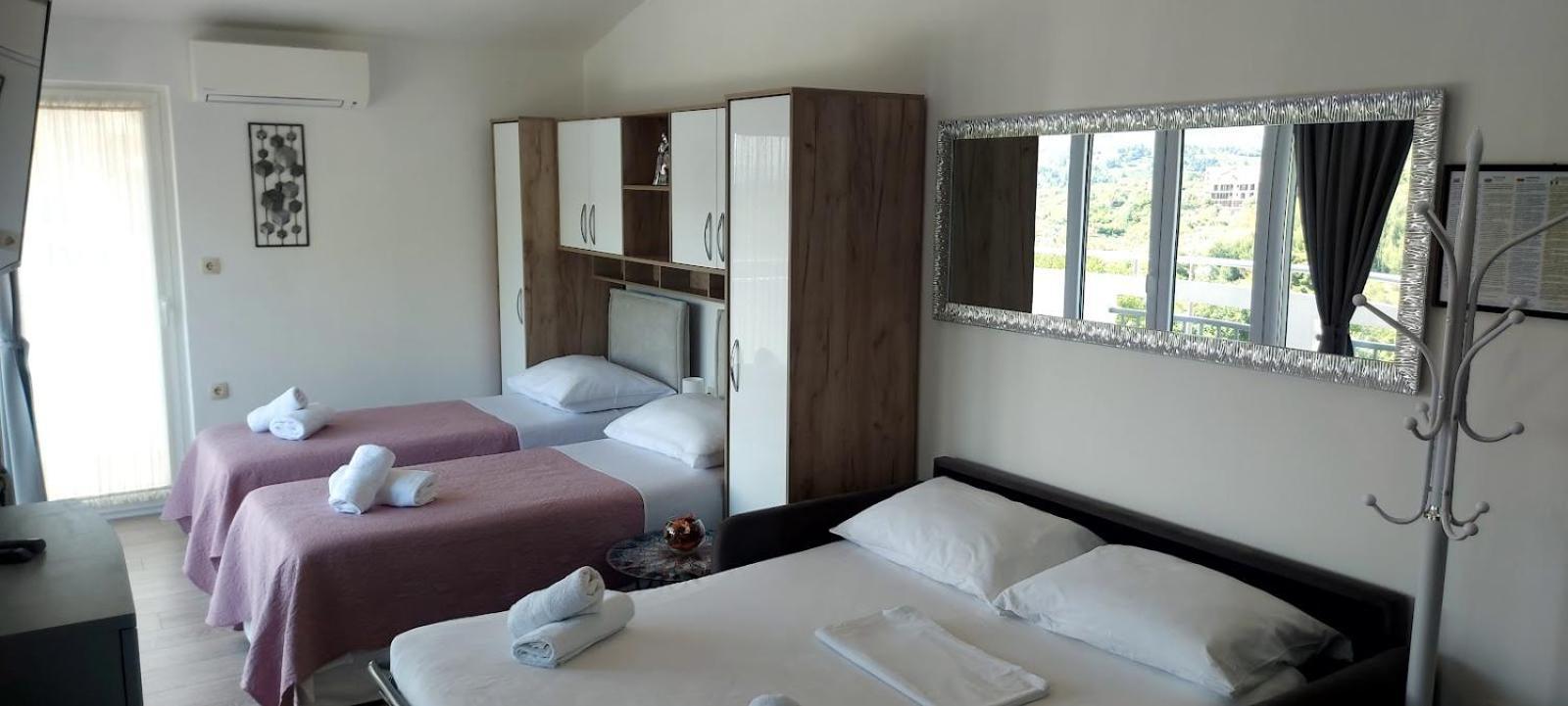 Ana Marija Apartment Солин Екстериор снимка